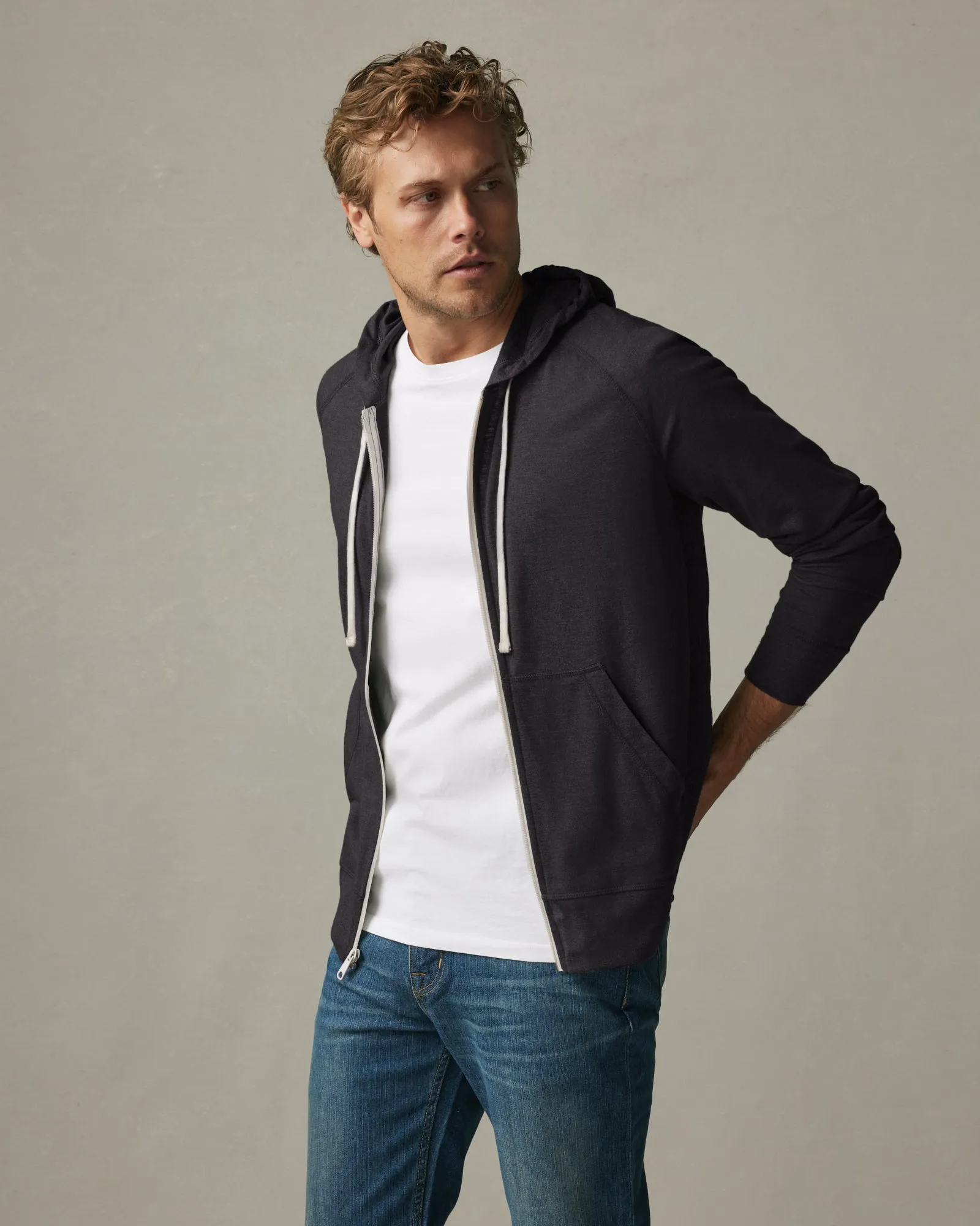 Lightweight Full Zip - Black Solid