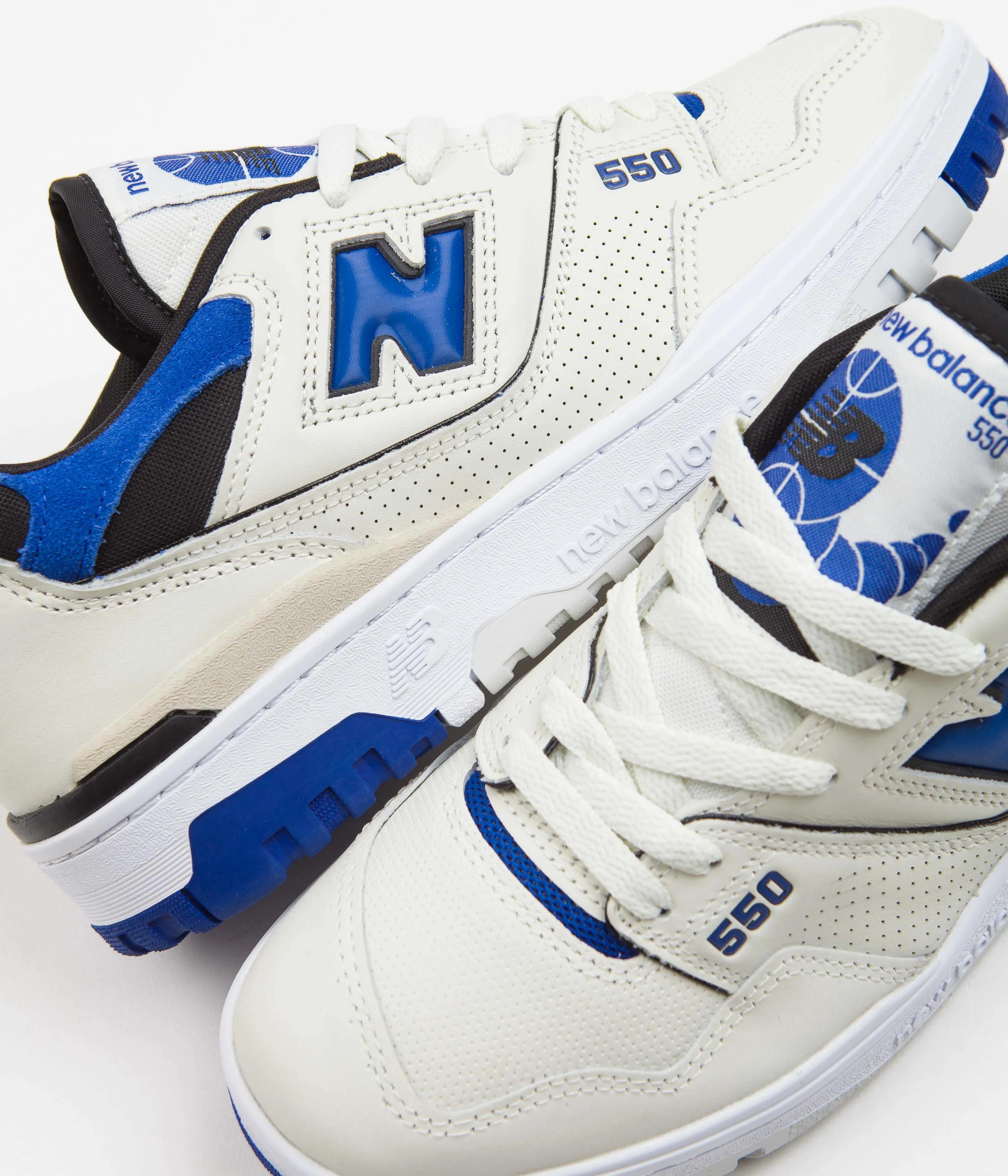 New Balance 550 Shoes - Sea Salt / Blue