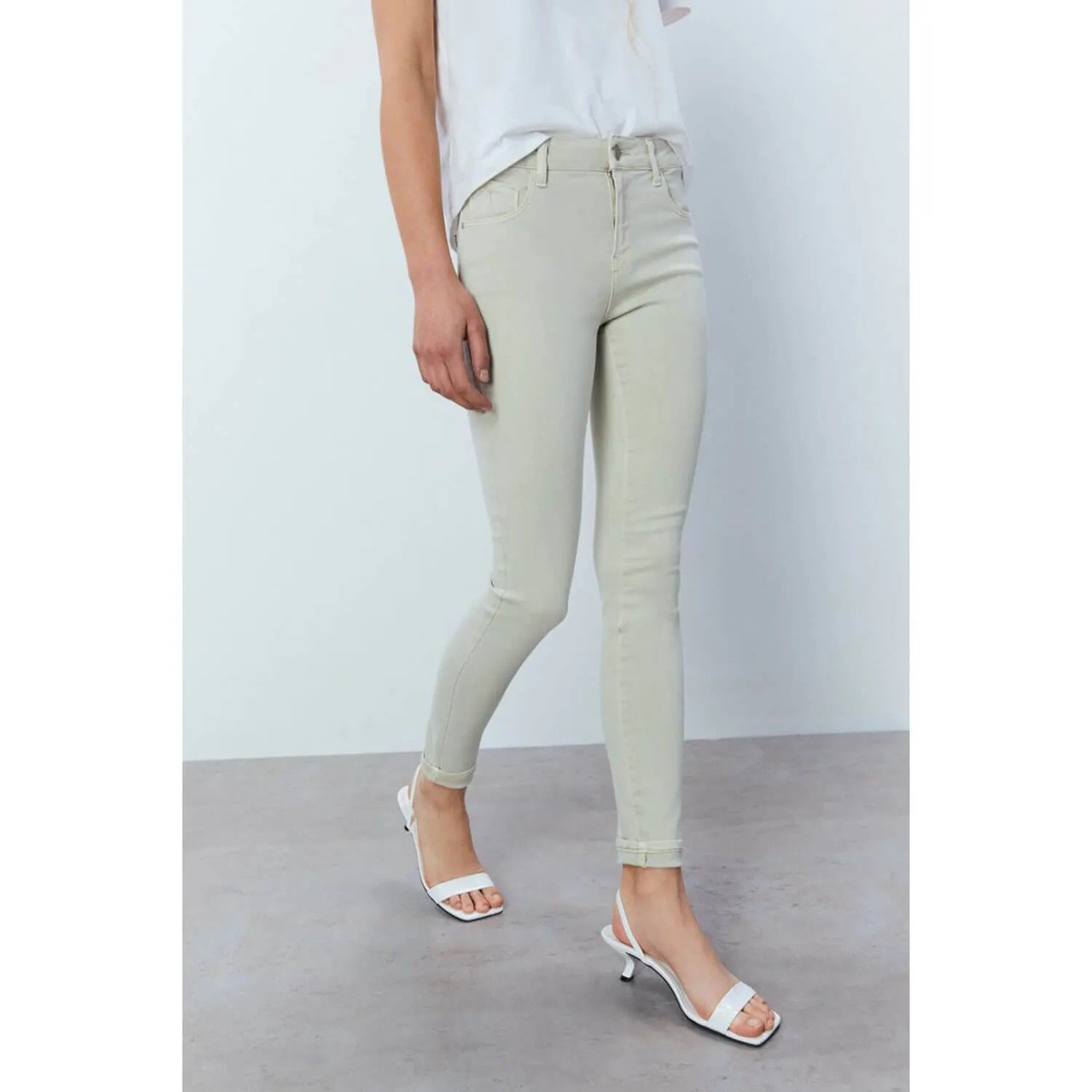 Push-Up Jeans - Stone