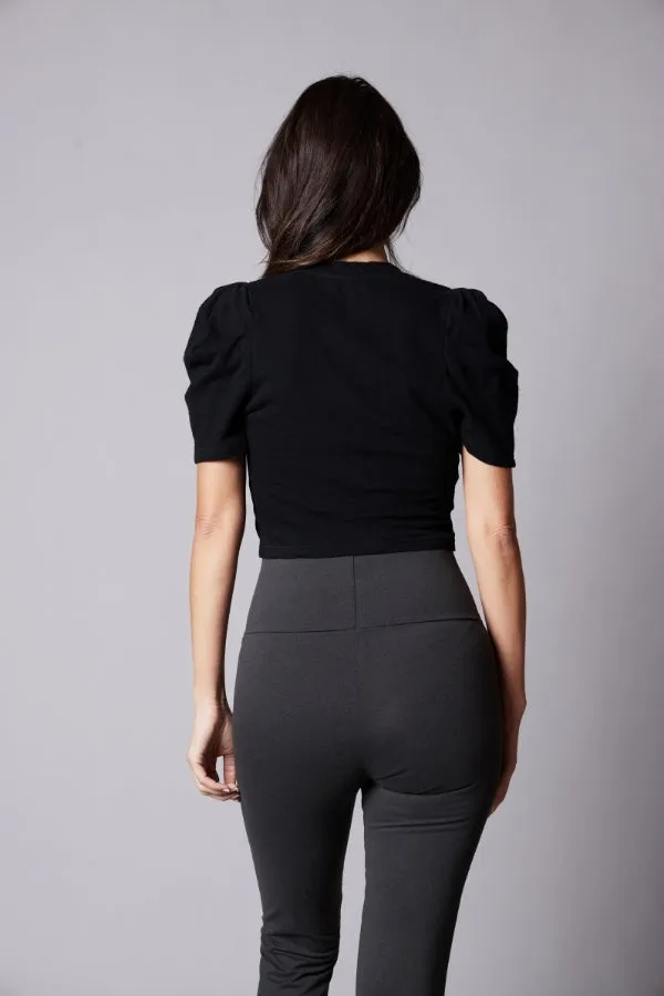 The New Yorker: Women's Cropped Tee